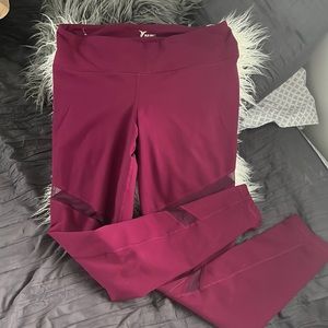 Maroon Old Navy Active Leggings